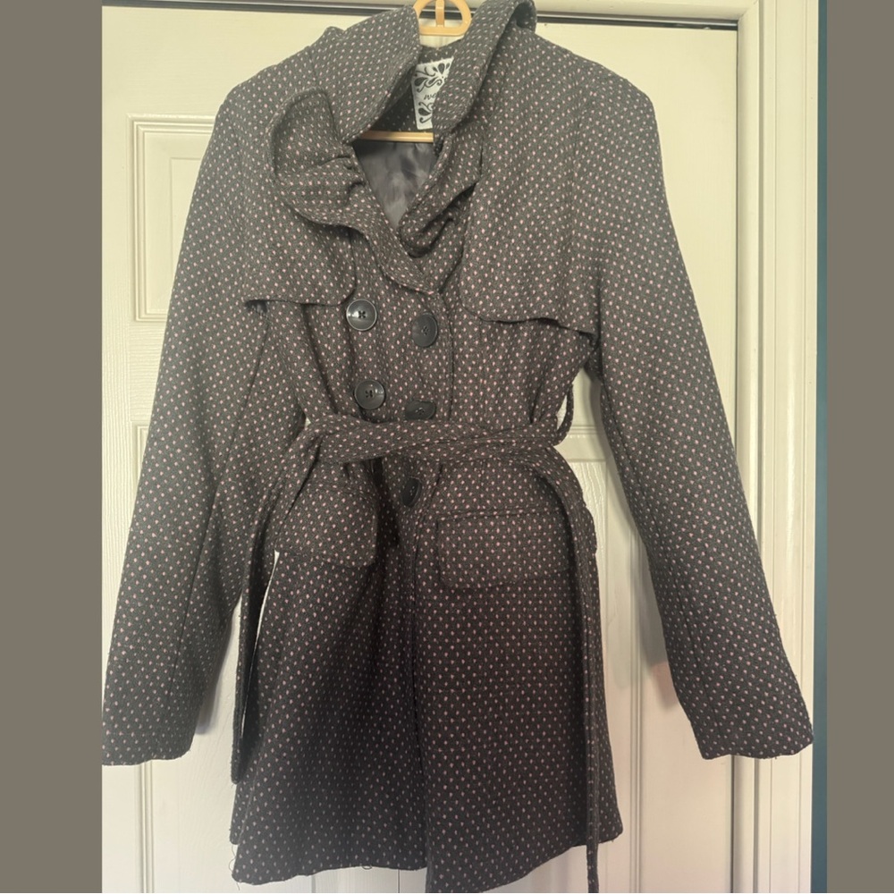 🧥 Stylish Women's Grey & Pink Polka Dot Coat - NWT Wet Seal